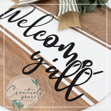 Load image into Gallery viewer, Welcome Y'all Round Door Hanger